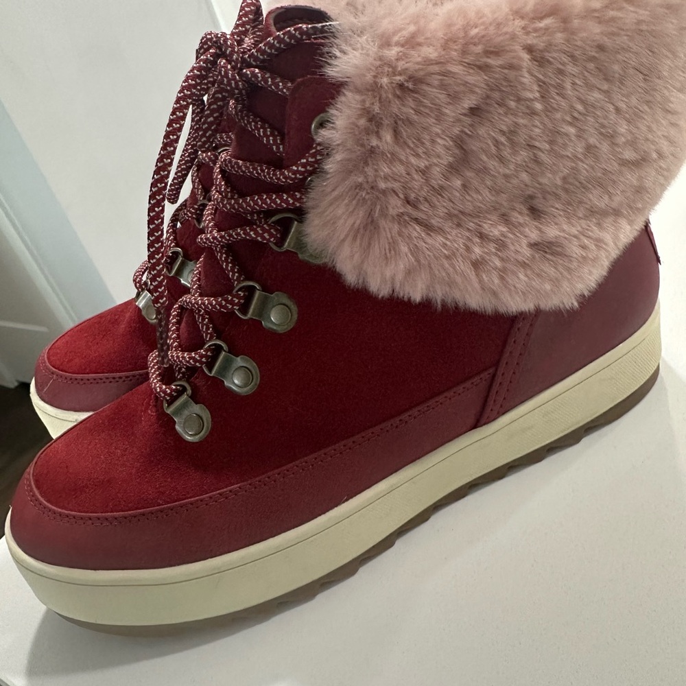Koolaburra Red and Pink Lace Up Boots